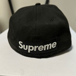 Supreme New Era Reverse box logo fitted cap